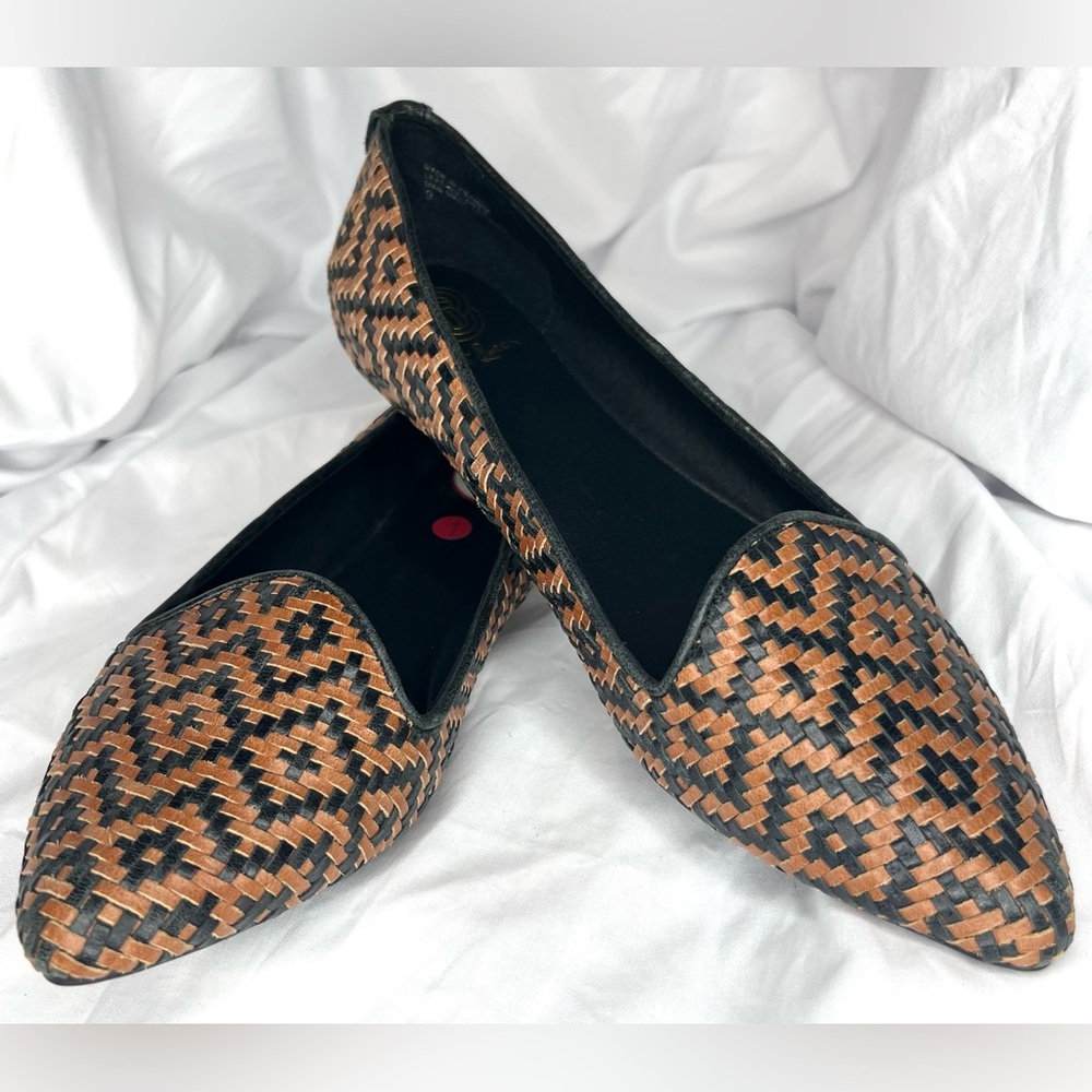 Elliott Lucca Black and Brown Woven Flats